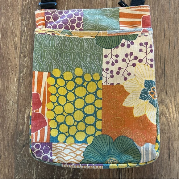 Kavu Keepalong Adjustable Crossbody Bag Limited Edition - Picture 2 of 12